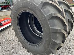 Vredestein Traxion 65