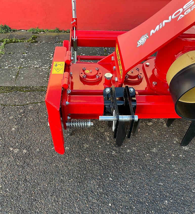 Minos Agri Minos Agri Kreiselegge Wein,- und Obstbau M-DRAM-1300-HM mit Rohrstabwalze