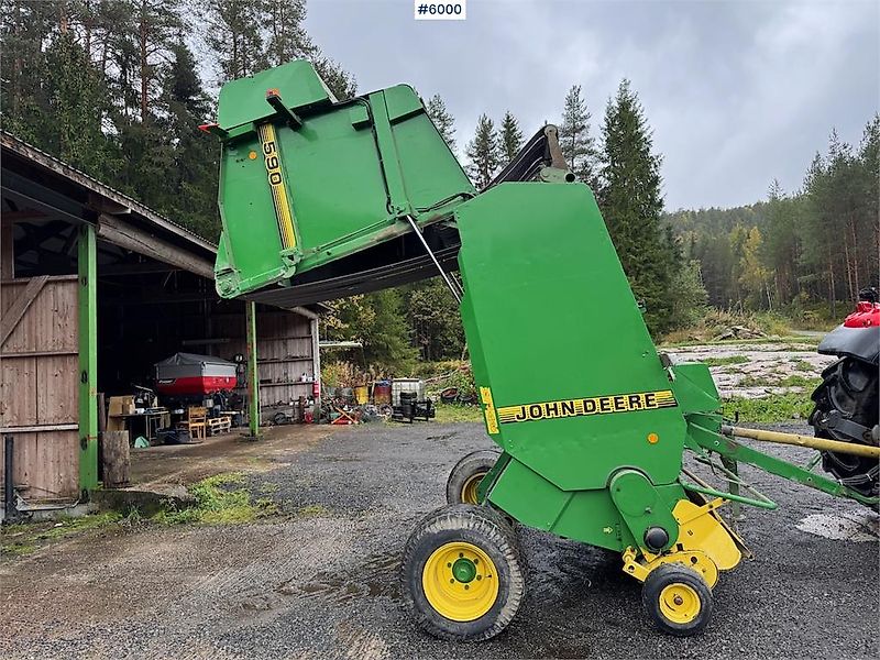 John Deere 590