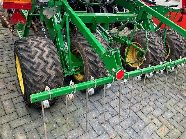 John Deere 750A