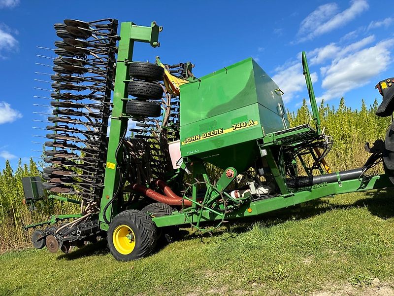 John Deere 740 a