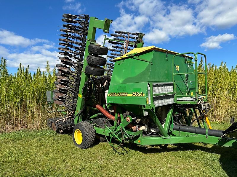 John Deere 740 a