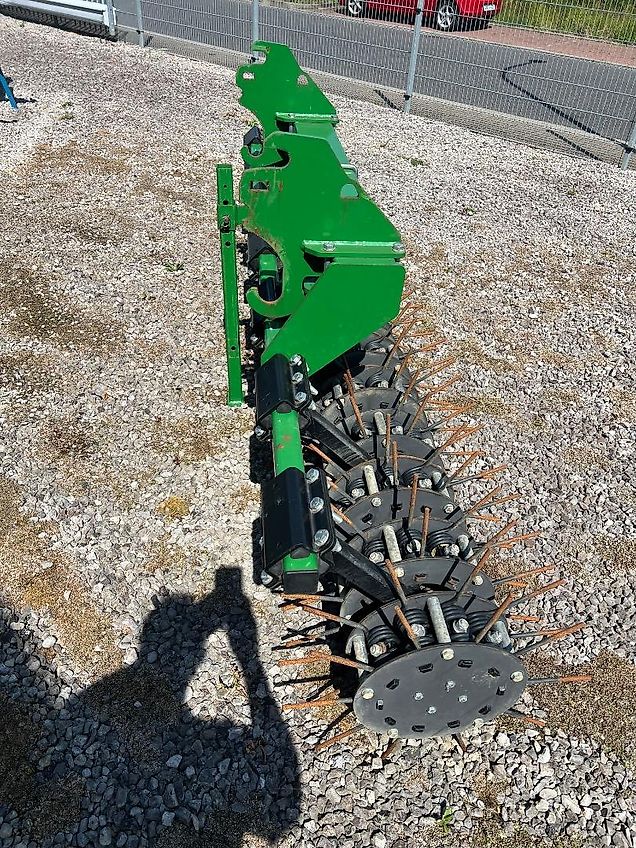 Kerner C 300 Striegelwalze