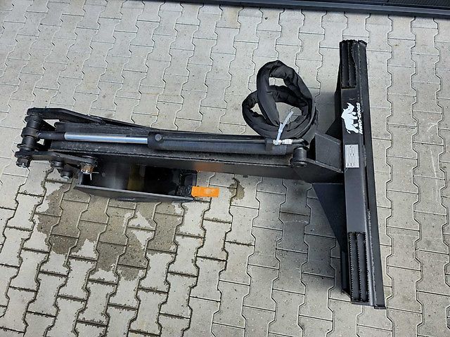 Rhino-cross Backhoe arm