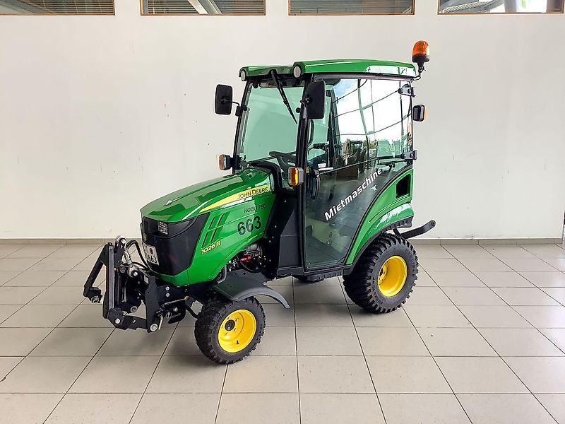 John Deere 1026R
