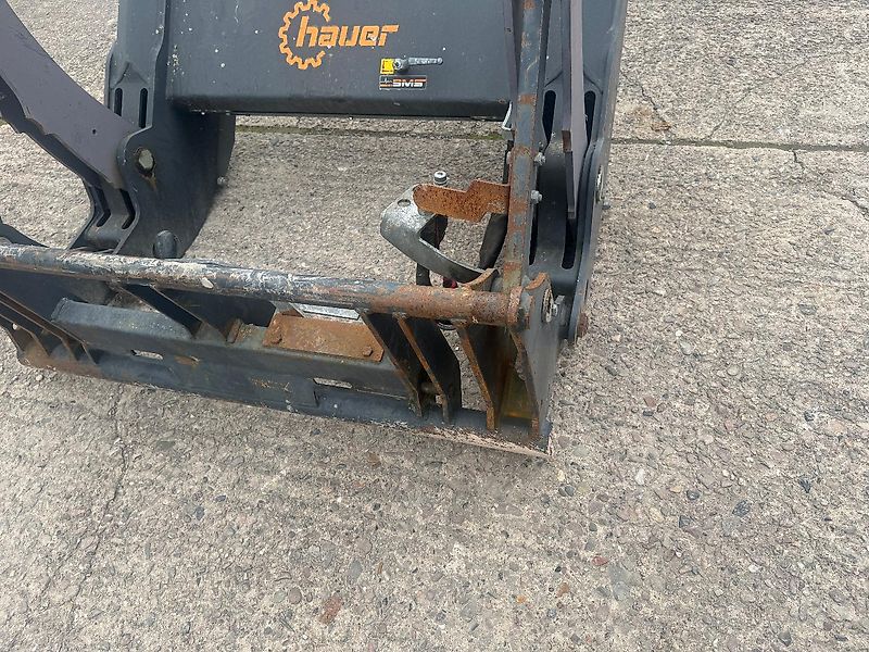 John Deere Hauer Schwinge XB 130 Bionic mit Konsolen, BJ 2018, sms-Schwingungstilgung, 3. Steuerkreis, Steuergerät, Multikuppler, Konsolen passend für 6000er Serie, sehr ordentlicher Zustand