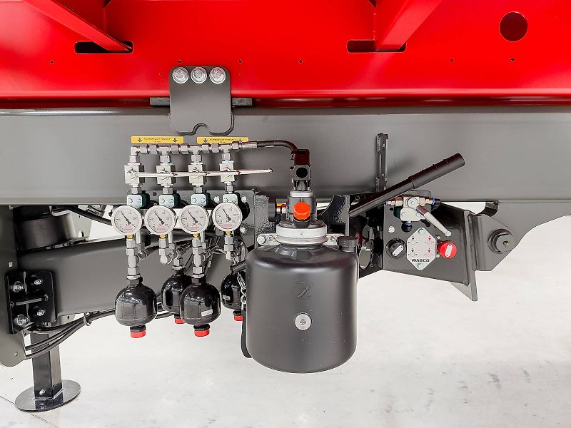 Krampe Rambody 900 (AS 900) 28 ton, push off trailer, hydraulic tailgate, 45,3 m3, LED, air suspension