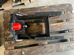 Case IH Sauermann Anhängebock K80