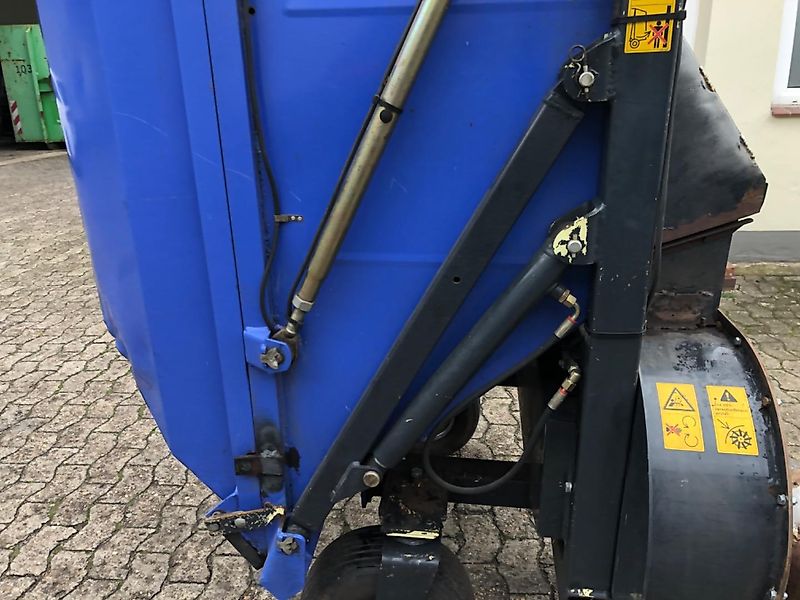 Iseki Iseki GLS 1600 Gras- Laubaufnahme * Hochentleerung * Turbine