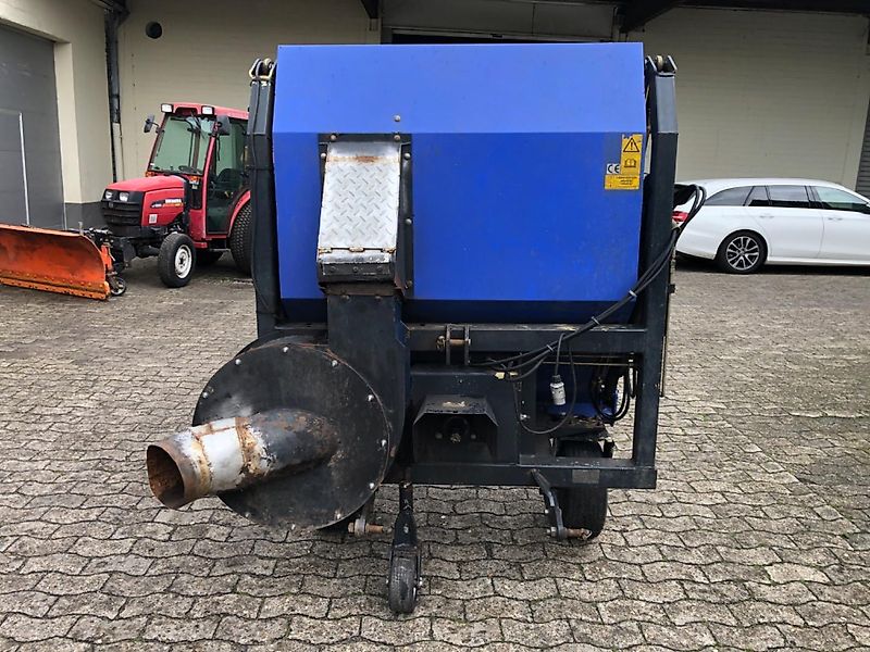 Iseki Iseki GLS 1600 Gras- Laubaufnahme * Hochentleerung * Turbine