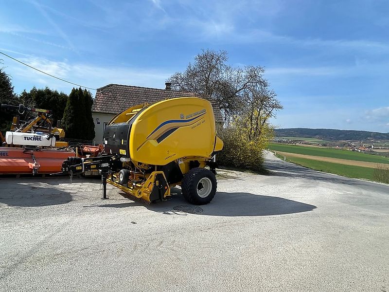 New Holland Roll Belt 180 Cropcutter
