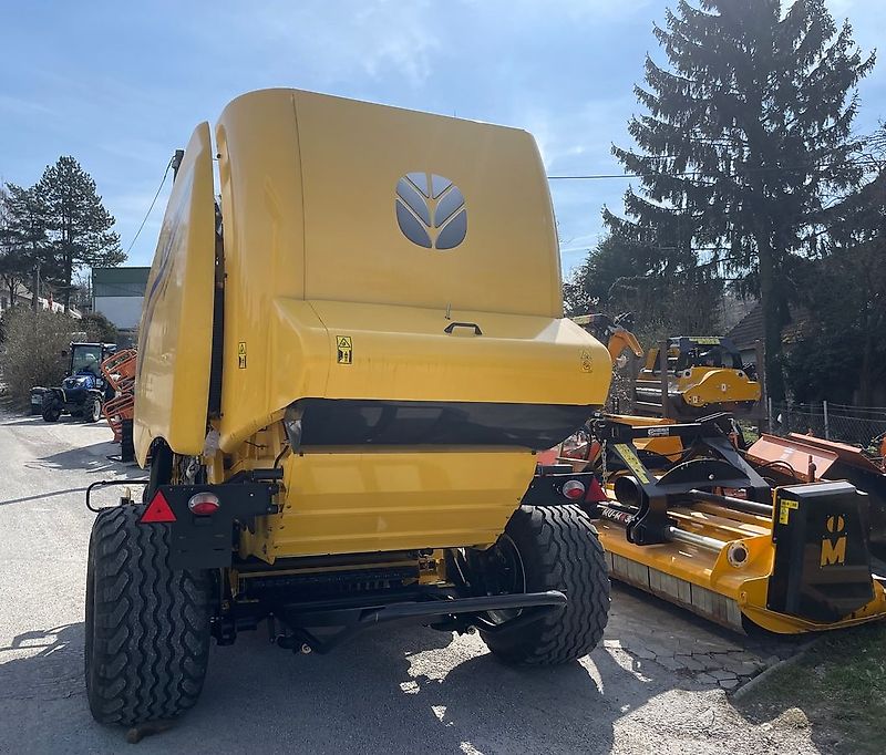 New Holland Roll Belt 180 Cropcutter