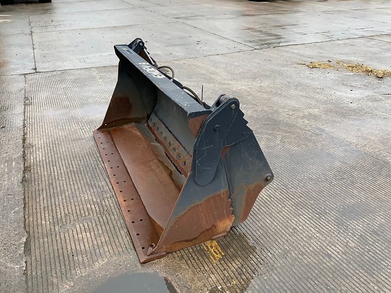 JCB 6FT 4 in 1 Bucket