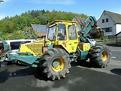 HSM 904 Forstmaschine Skidder mit Kran 8To Winde