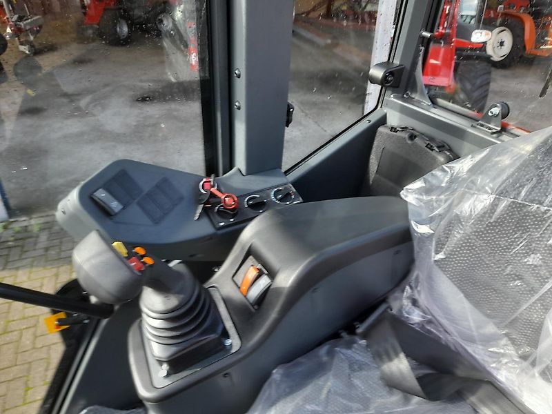 Schäffer 6680 Z Radlader mit Euro WS Aufnahme NEUMASCHINE