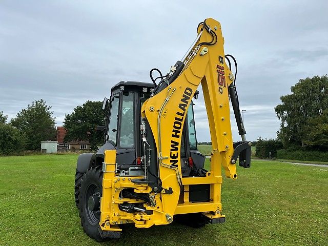 New Holland B115 D TC 4X4