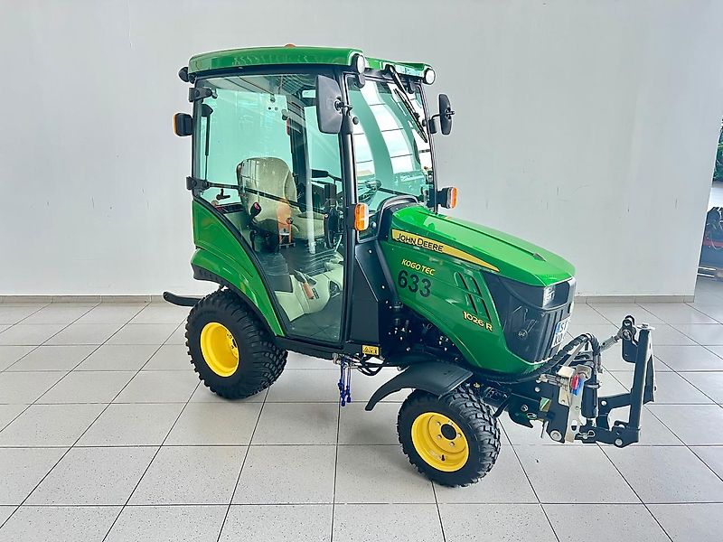 John Deere 1026R