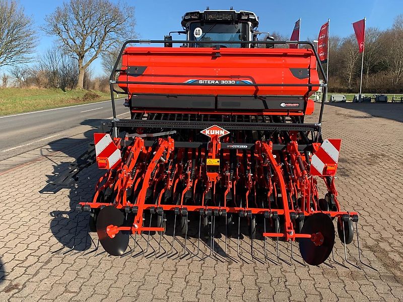 Kuhn Sitera 3030 24E mit HR 3030