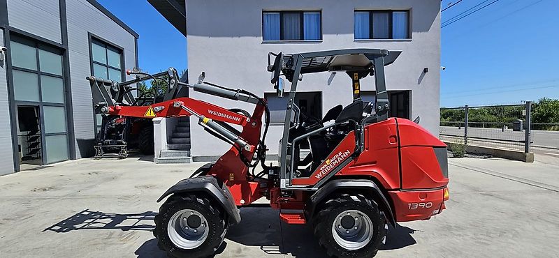 Weidemann 1390