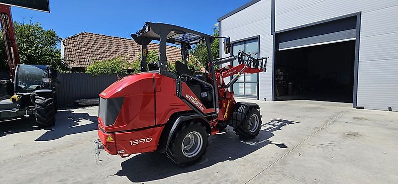 Weidemann 1390