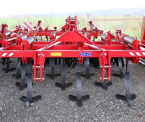 Expom Ajax Trio 3 balkiger Flügelschargrubber 3m Scherbolzen Expom Ajax Trio 3 balkiger Flügelschargrubber 3m Scherbolzen