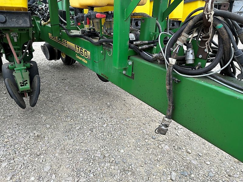 John Deere 1760