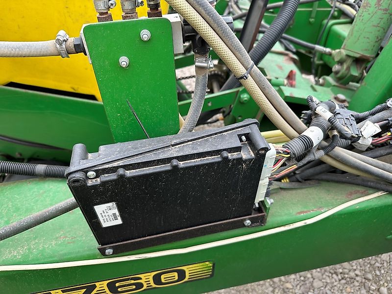 John Deere 1760