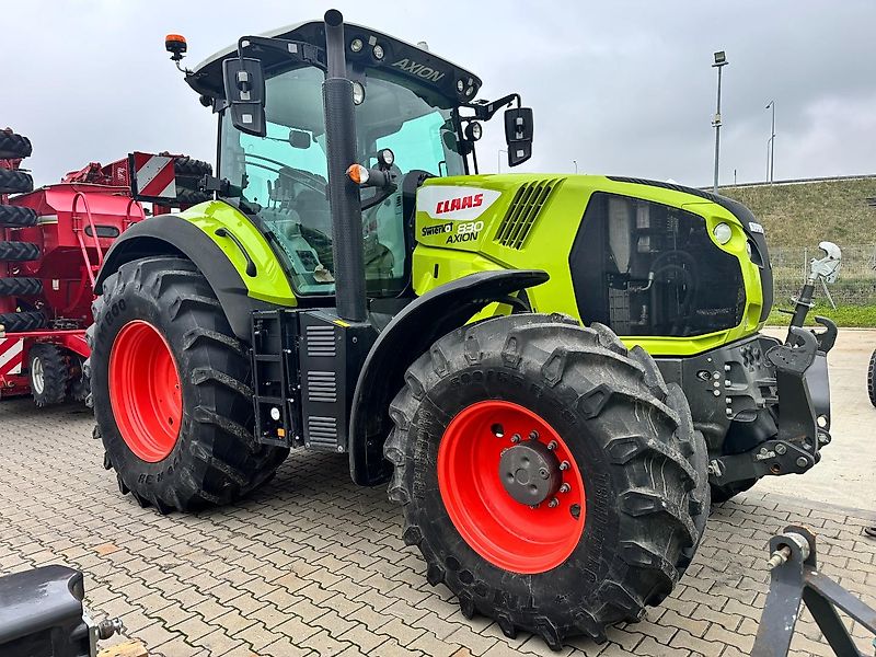Claas Axion 830