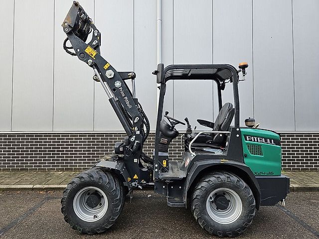 Pitbull X24-36 (GIANT AANSLUITING)