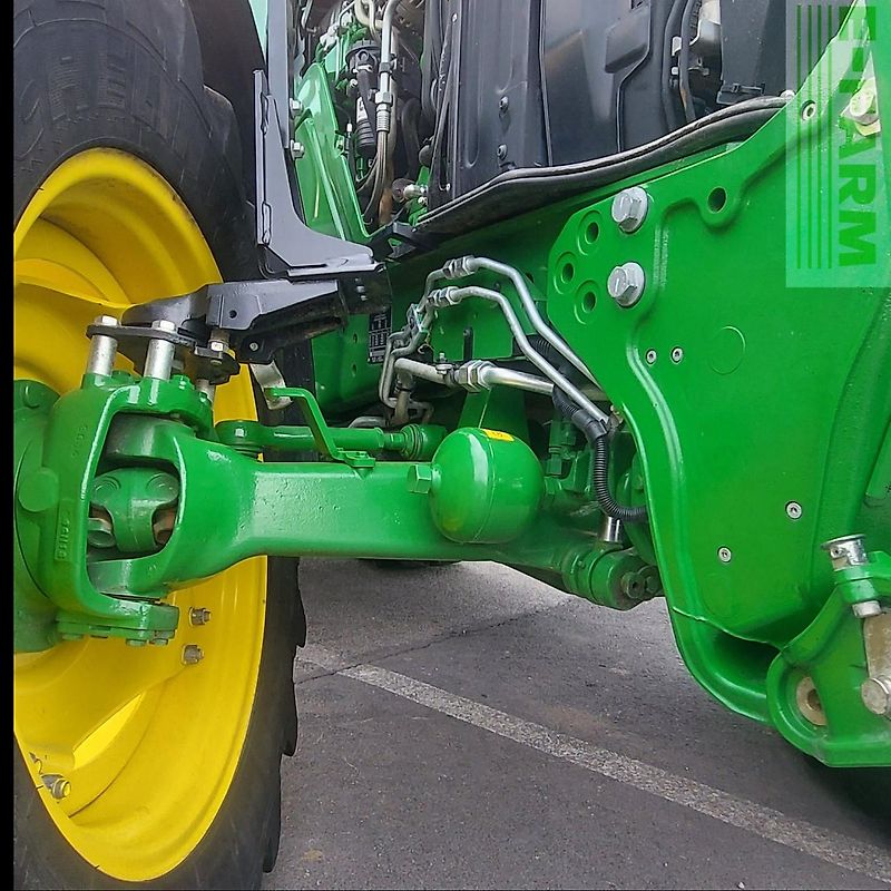 John Deere 6130R