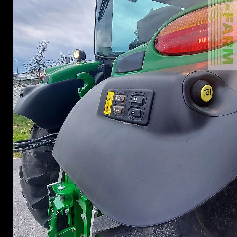 John Deere 6130R