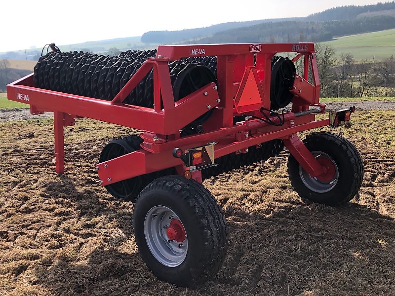 He-Va VIP Roller 630