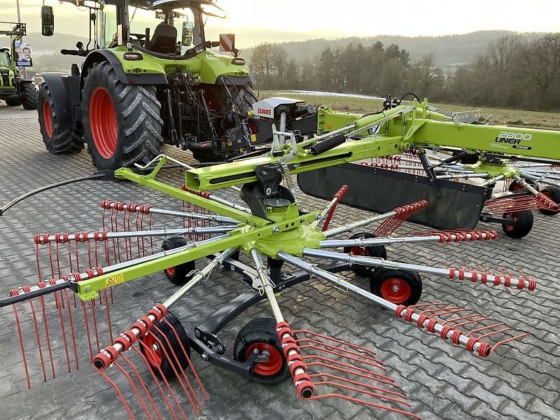 Claas LINER 2800 TREND AVO25