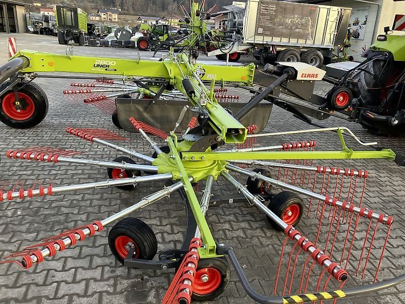 Claas LINER 2800 TREND AVO25