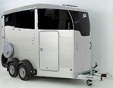 Ifor Williams Pferdeanhänger HBX 511|Sattelkammer|silber Ifor Williams Pferdeanhänger HBX 511|Sattelkammer|silber