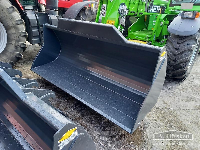 Hekamp Erdschaufel 240 x 80 x 80 cm f. Merlo ZM2 Aufnahme