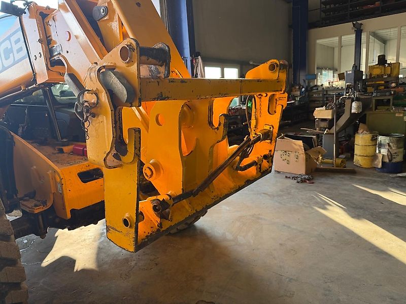 JCB Teleskoplader Adapterrahmen Q-Fit Aufnahme 541-70