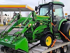 John Deere 4066R mit Frontlader, Load- Match, Galxie- oder Industriebereifung