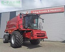 Case IH 8250 kampagnepris axial-flow 8250 med 35 fod varioskærebord