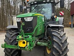 John Deere 6215 R