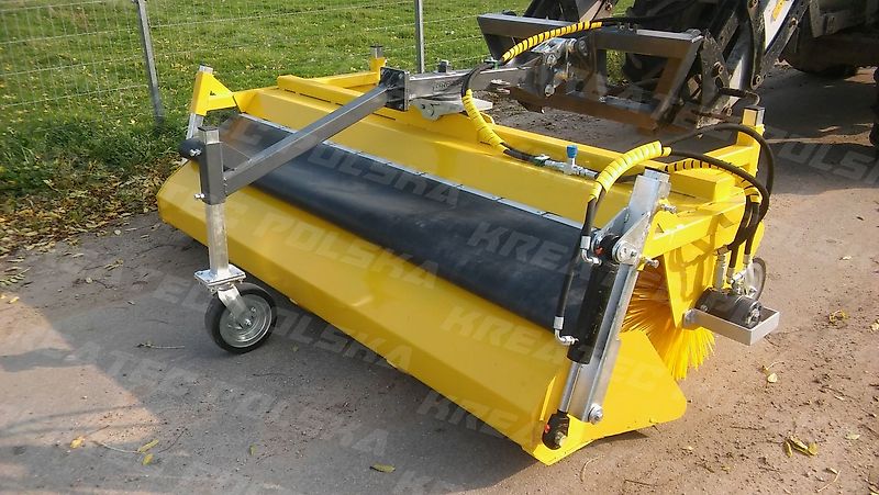 KREATEC Kehrmaschine /Kehrbesen/Veegmaschine/sweeper aus ST52, Burste 620 mm
