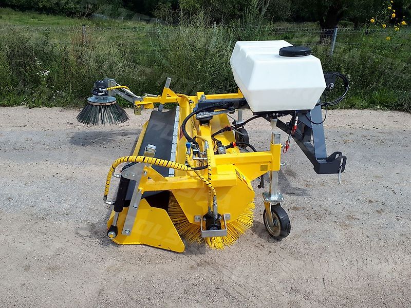 KREATEC Kehrmaschine /Kehrbesen/Veegmaschine/sweeper aus ST52, Burste 620 mm