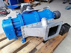 NEU Hofer !! Drehkolbenpumpe 5 m3 !! - Ölantrieb - Steinfangkasten - Güllepumpe Güllezubringer Güllefass Güllewagen Biogas Gülleauflieger Gülleauflieger Pumpstation Pumpe Schleppschlauch Schleppschuhverte Drehkolbenpumpe mit Ölmotor / Ölantrieb Güllepumpe