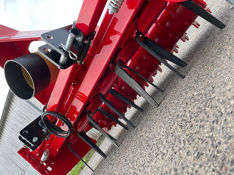 Minos Agri Kreiselegge Wein,- und Obstbau M-DRAM-1500-AM mit Packerwalze