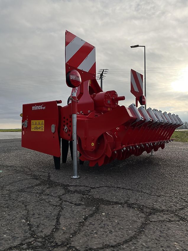 Minos Agri Kreiselegge Wein,- und Obstbau M-DRAM-1500-AM mit Packerwalze