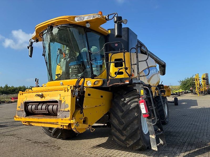 New Holland CR 9080