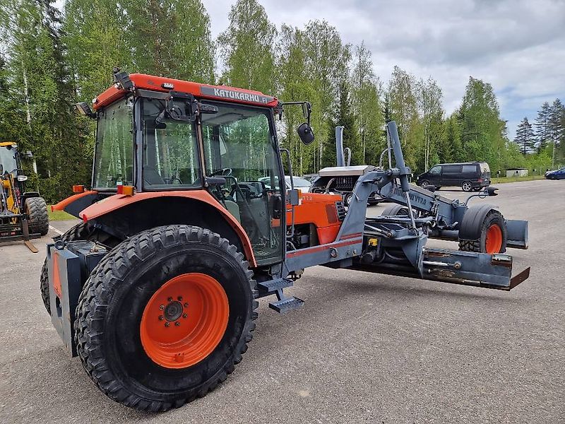 Kubota ME 5700 Tiehöylä