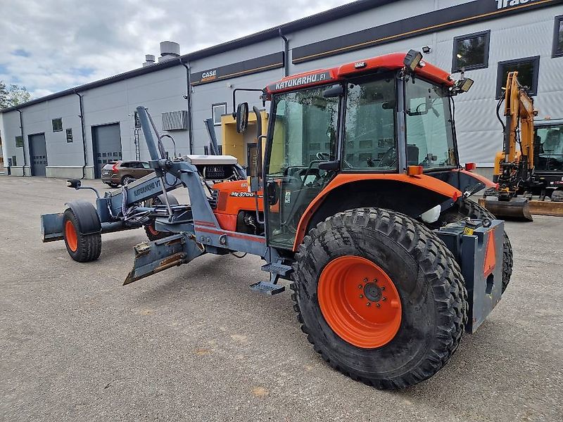 Kubota ME 5700 Tiehöylä