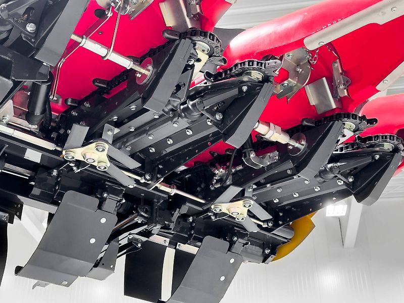 Capello Quasar R6 6 row (75 cm), foldable corn header for Claas Lexion / Tucano combines