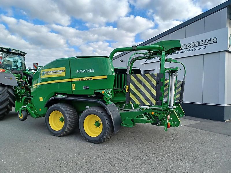 John Deere C441R